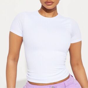 Chloe Crew Neck Short Sleeve Tee - White Size large